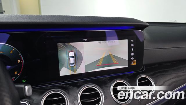 Mercedes-Benz E-Class E220d 4MATIC AMG Line