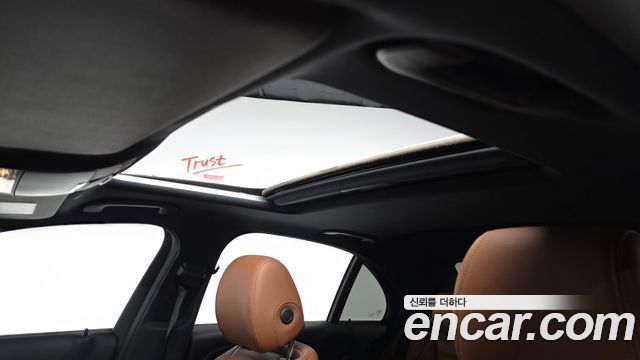 Mercedes-Benz E-Class E220d 4MATIC AMG Line
