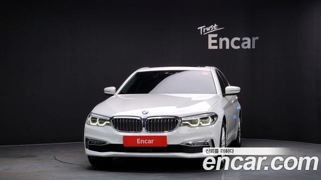 BMW 5-Series 530i xDrive Luxury Plus