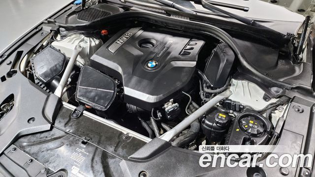 BMW 5-Series 530i xDrive Luxury Plus