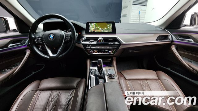 BMW 5-Series 530i xDrive Luxury Plus