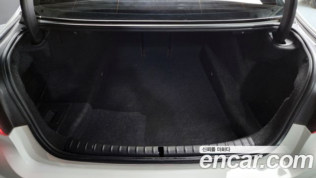 BMW 5-Series 530i xDrive Luxury Plus