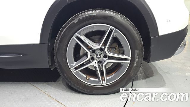 Mercedes-Benz GLB-Class GLB250 4MATIC
