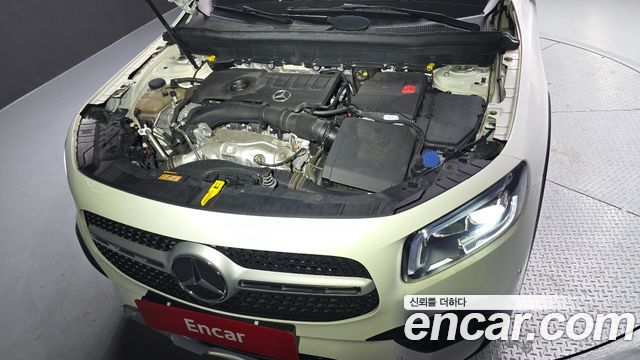 Mercedes-Benz GLB-Class GLB250 4MATIC