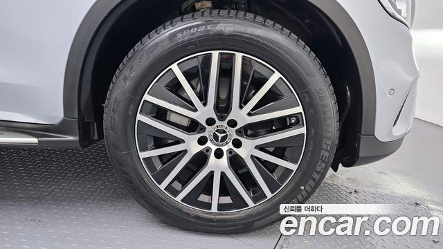 Mercedes-Benz GLC-Class GLC220 d 4MATIC