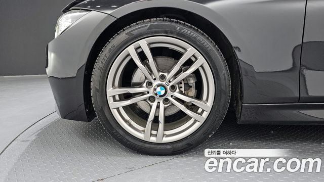 BMW 3-Series 320i M Sport