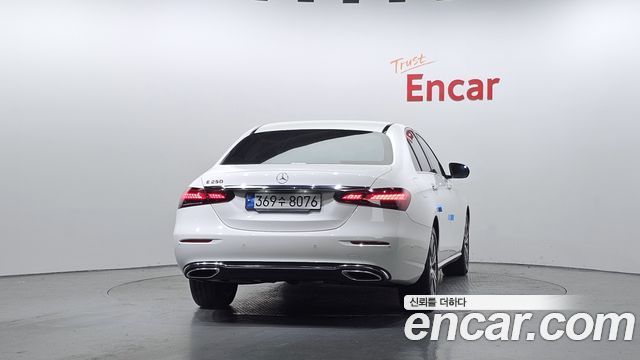 Mercedes-Benz E-Class E250 Avantgarde