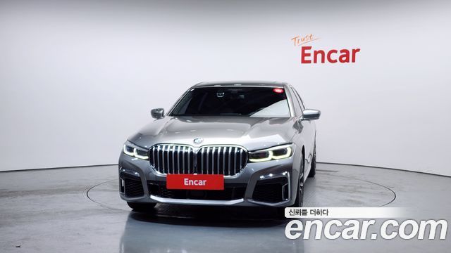 BMW 7-Series 740i M Sport