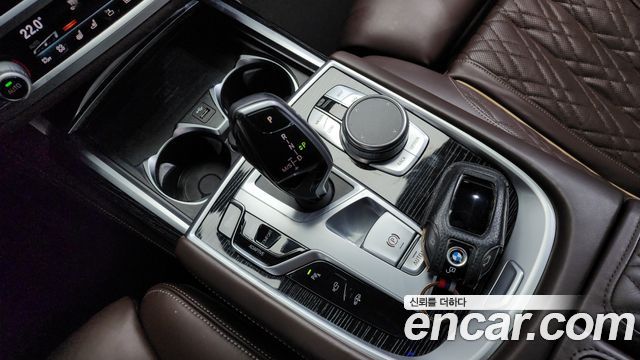 BMW 7-Series 740i M Sport