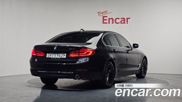 BMW 5-Series 530i Luxury Plus