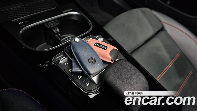 Mercedes-Benz CLA-Class CLA250 4MATIC