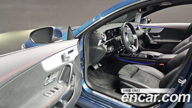 Mercedes-Benz CLA-Class CLA250 4MATIC