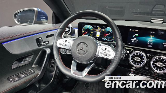 Mercedes-Benz CLA-Class CLA250 4MATIC