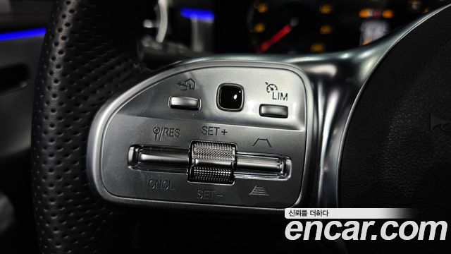 Mercedes-Benz CLA-Class CLA250 4MATIC