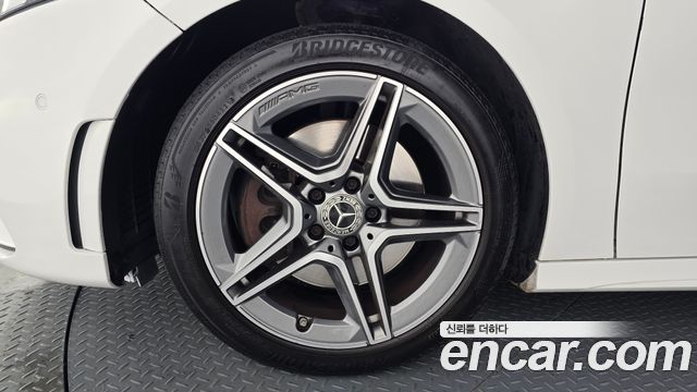 Mercedes-Benz A-Class A250 4MATIC Sedan