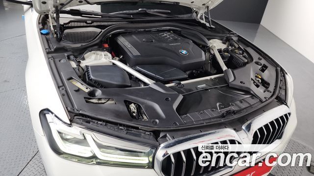 BMW 5-Series 530i M Sport Package