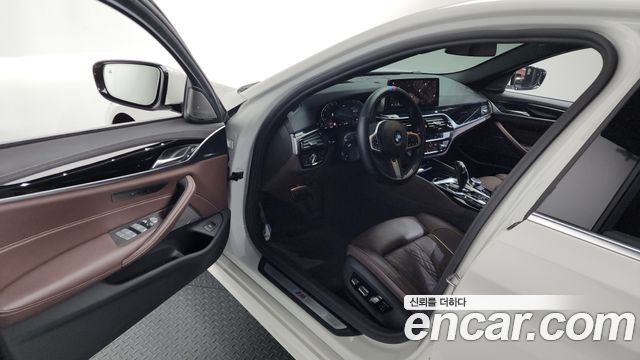 BMW 5-Series 530i M Sport Package
