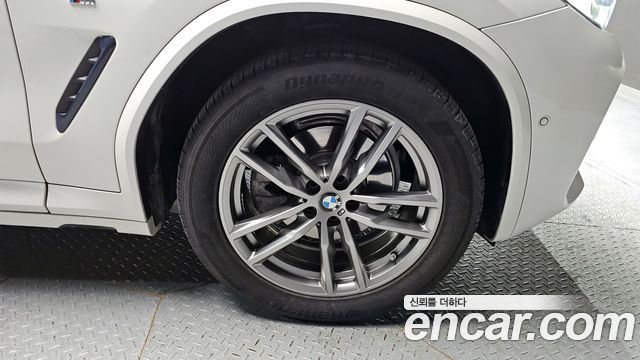 BMW X3 xDrive 20i M sports Online Exclusive Edition