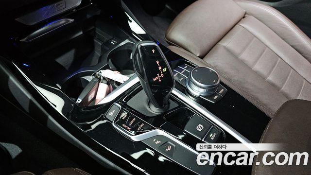 BMW X3 xDrive 20i M sports Online Exclusive Edition