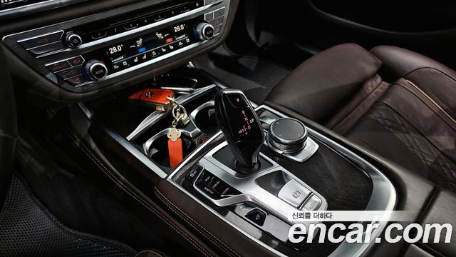 BMW 7-Series 740Li xDrive