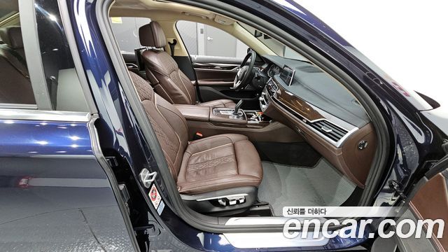 BMW 7-Series 740Li xDrive