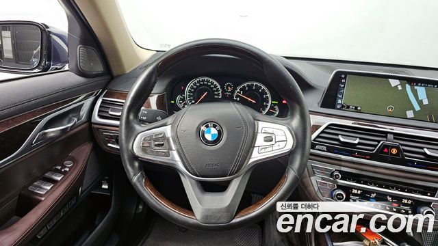 BMW 7-Series 740Li xDrive