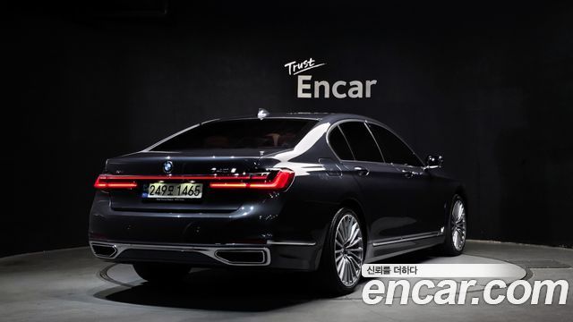 BMW 7-Series 730d xDrive Design Pure Excellence