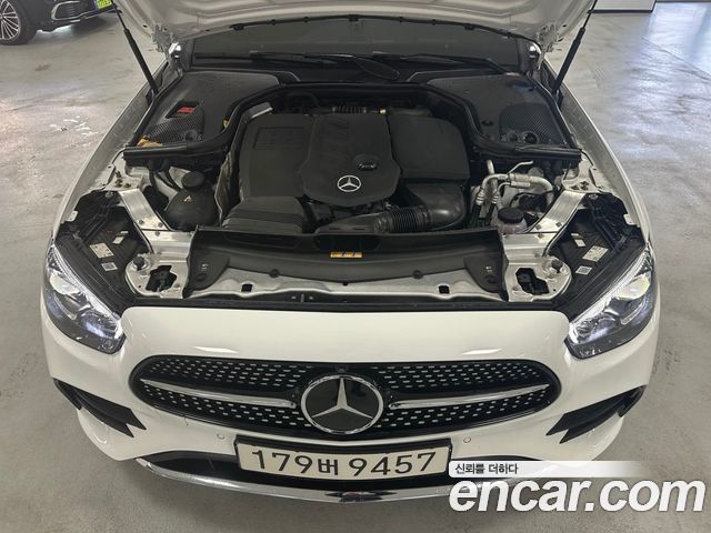 Mercedes-Benz E-Class E300d 4MATIC Coupe