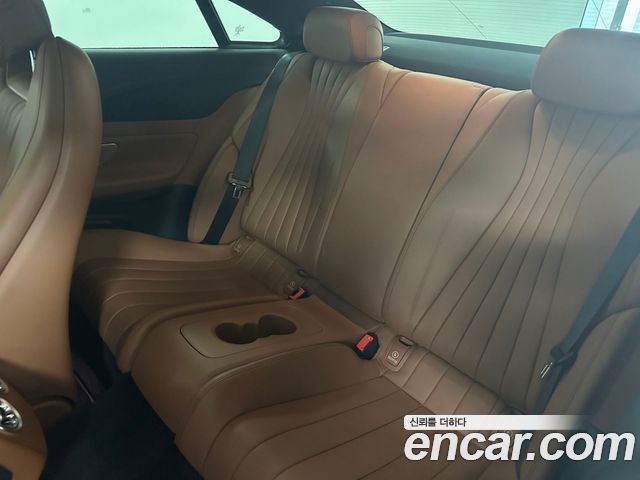 Mercedes-Benz E-Class E300d 4MATIC Coupe