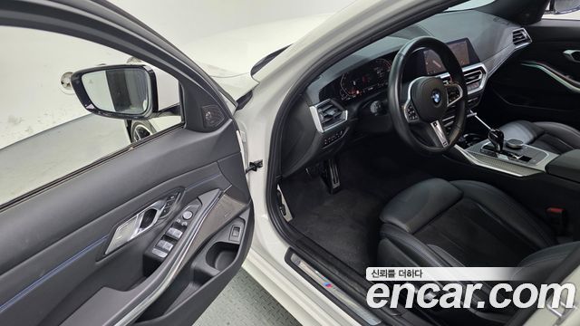 BMW 3-Series 320d M Sport