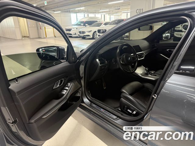 BMW 3-Series 320i M Sport