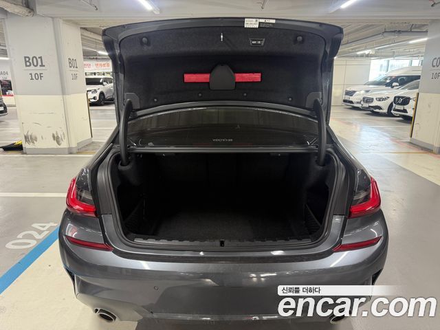 BMW 3-Series 320i M Sport