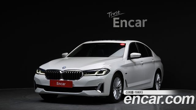 BMW 5-Series 530e Luxury