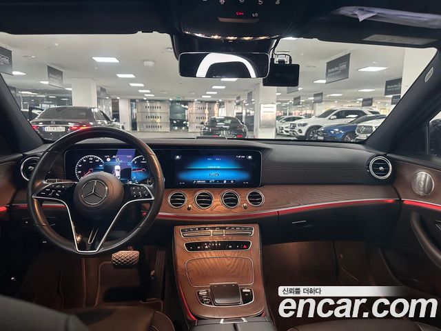 Mercedes-Benz E-Class E220d 4MATIC Exclusive