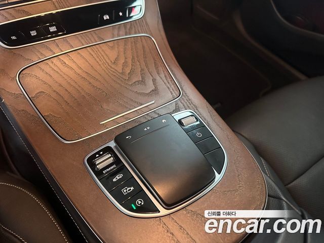 Mercedes-Benz E-Class E220d 4MATIC Exclusive