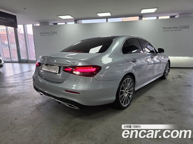 Mercedes-Benz E-Class E350 4MATIC AMG Line