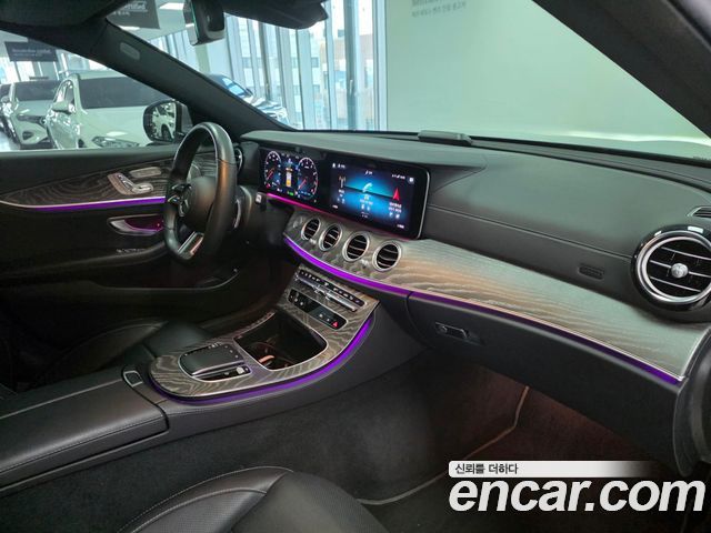 Mercedes-Benz E-Class E350 4MATIC AMG Line
