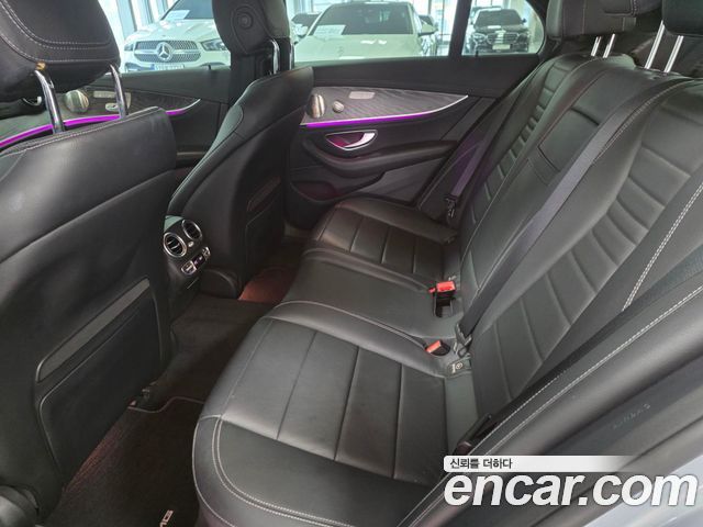 Mercedes-Benz E-Class E350 4MATIC AMG Line
