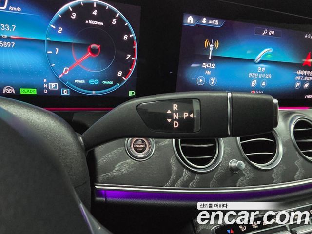 Mercedes-Benz E-Class E350 4MATIC AMG Line