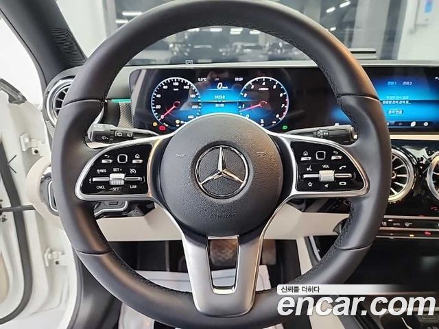 Mercedes-Benz A-Class A220 Hatchback
