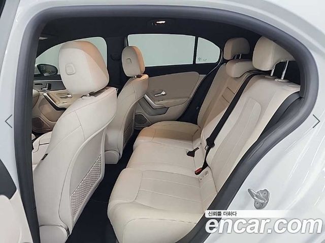 Mercedes-Benz A-Class A220 Hatchback