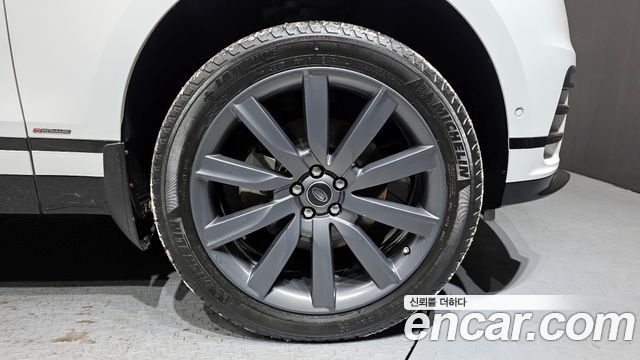 Land Rover Range Rover Velar 3.0 D300 R-Dynamic HSE