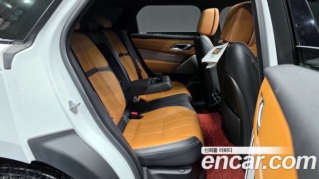 Land Rover Range Rover Velar 3.0 D300 R-Dynamic HSE