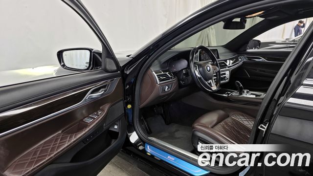 BMW 7-Series 740d xDrive Design Pure Excellence