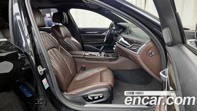 BMW 7-Series 740d xDrive Design Pure Excellence