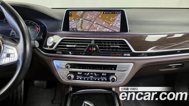 BMW 7-Series 740d xDrive Design Pure Excellence