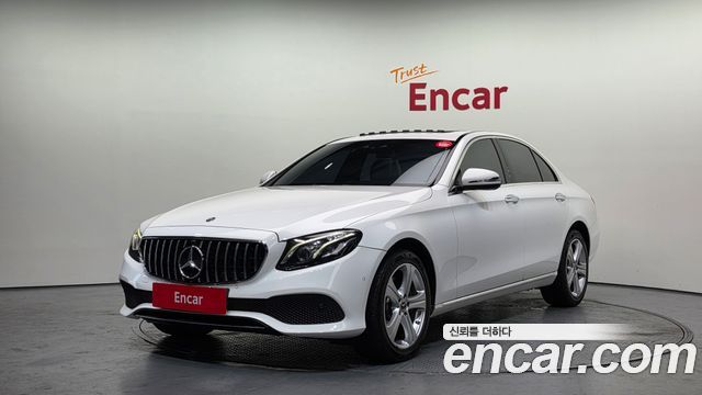 Mercedes-Benz E-Class E220d 4MATIC Avantgarde