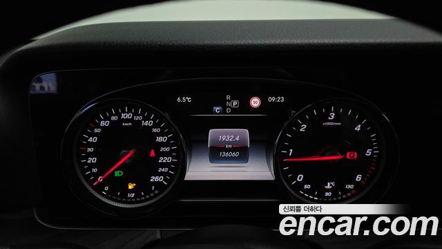 Mercedes-Benz E-Class E220d 4MATIC Avantgarde