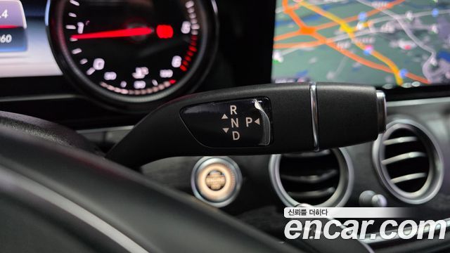 Mercedes-Benz E-Class E220d 4MATIC Avantgarde