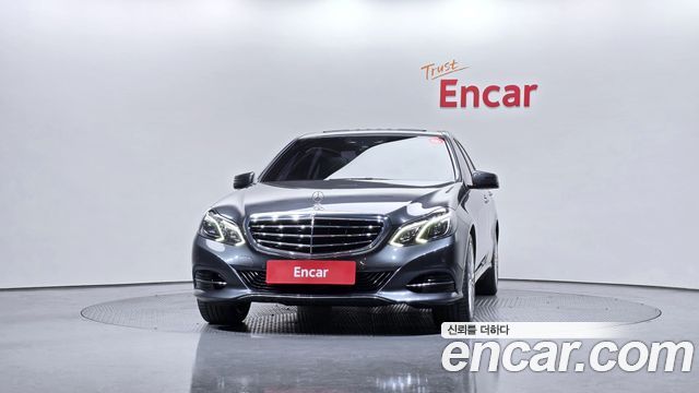 Mercedes-Benz E-Class E300 Elegance